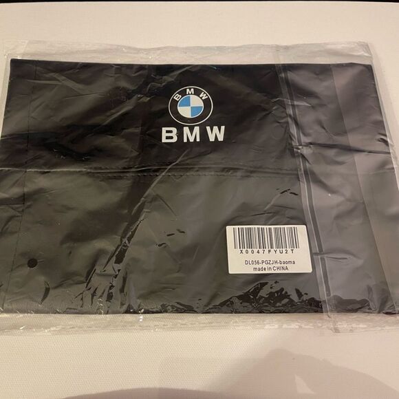 BMW Tissue Holder for Sun Visor or Back of Headrest Black Leather NWT - Picture 8 of 8